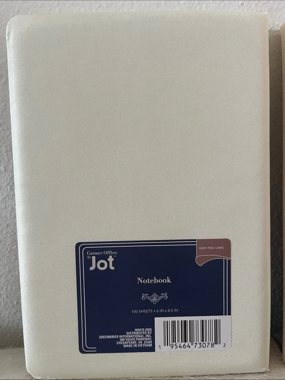 Jot vibrant chenille